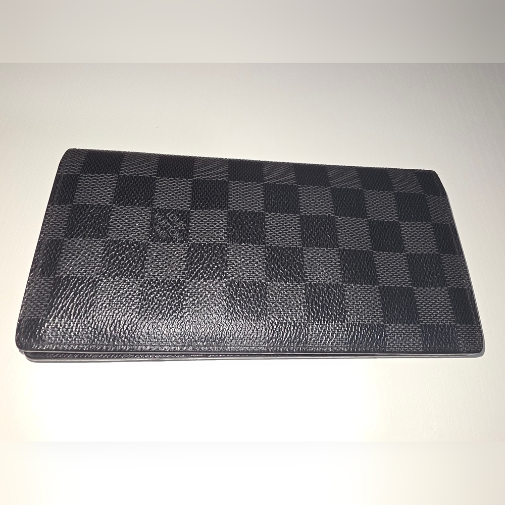Men's Louis Vuitton Damier Graphite Brazza Wallet | EXCELLENT CONDITION ✨️ - Picture 12 of 12